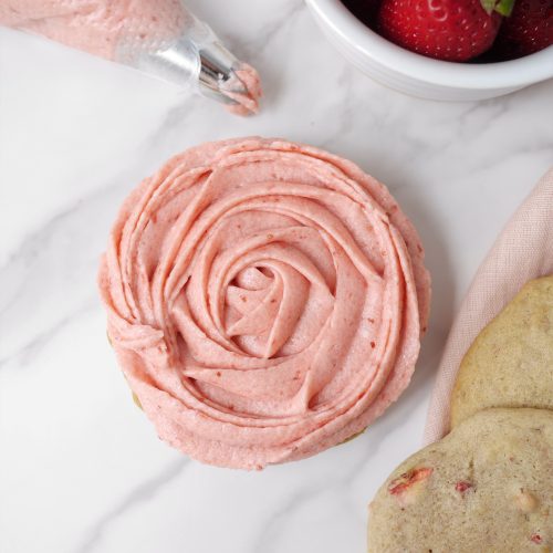 The Best Strawberry Buttercream (with fresh strawberries)